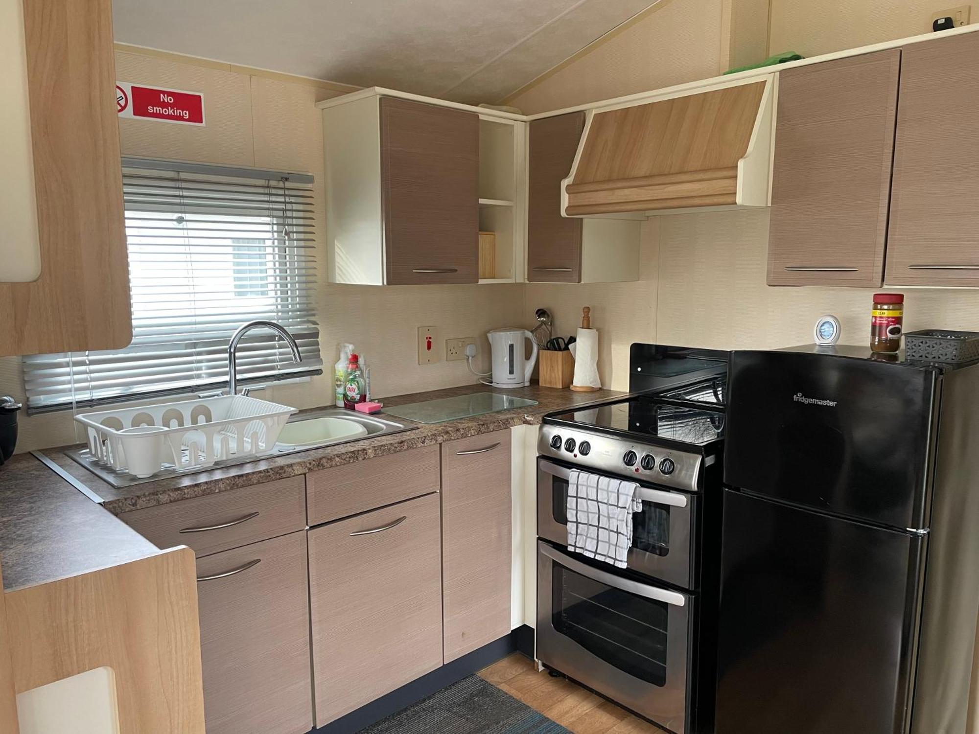 Cosy 3 Bedroom Caravan, South Cerney Bagian luar foto